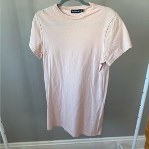 PrettyLittleThing Light Pink Short Sleeve dress